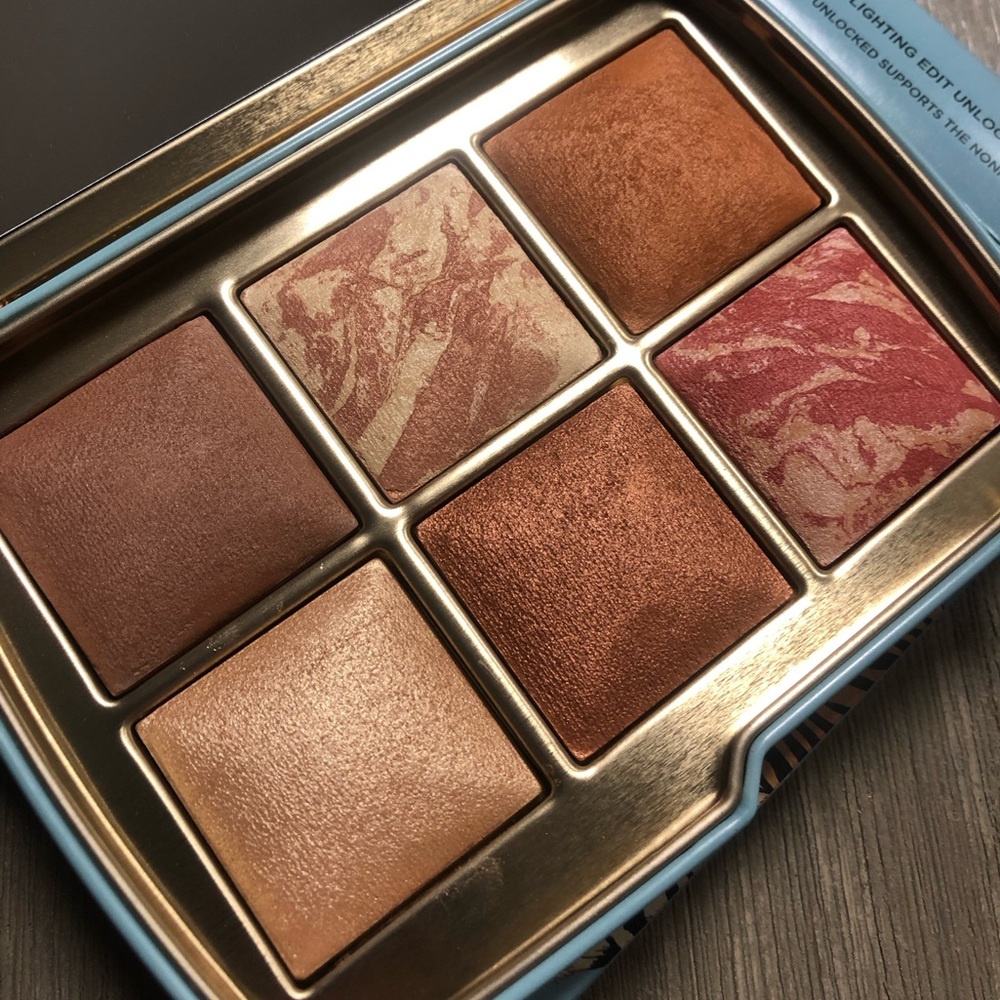 Hourglass Tiger Ambient Lighting Edit Palette